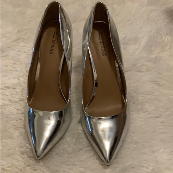 Call It Spring metallic silver size 9 - Picture 1 of 12